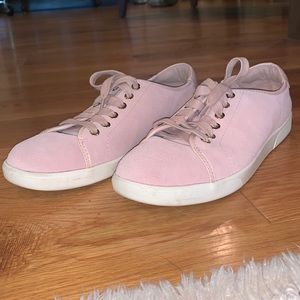 vionic brinley suede sneakers